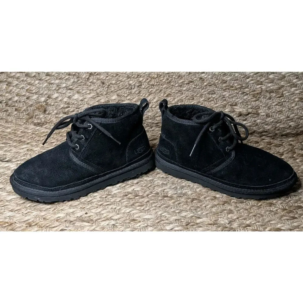 UGG KIDS BLACK NEUMEL CLASSIC SUEDE BOOTS BOYS 6 CASUAL SCHOOL